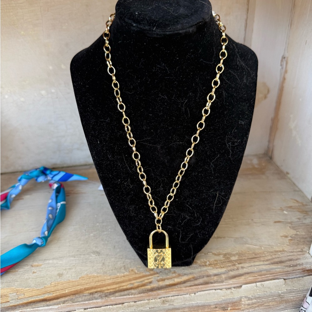 Gold Lock Pendant Necklace